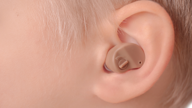耳あな型補聴器