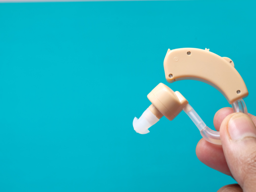 補聴器が壊れる原因と修理方法とは？修理の流れや注意点も紹介！